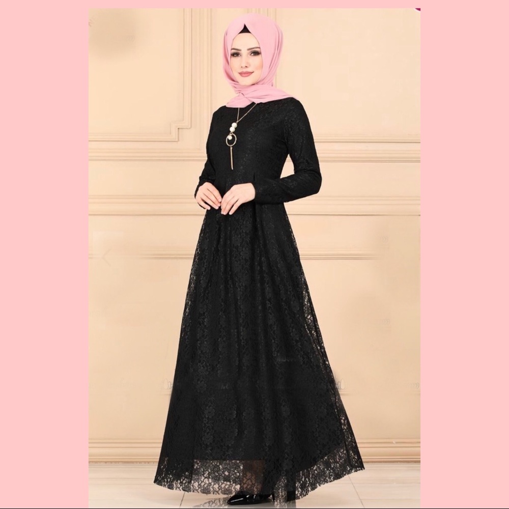 Black maxi lace dress